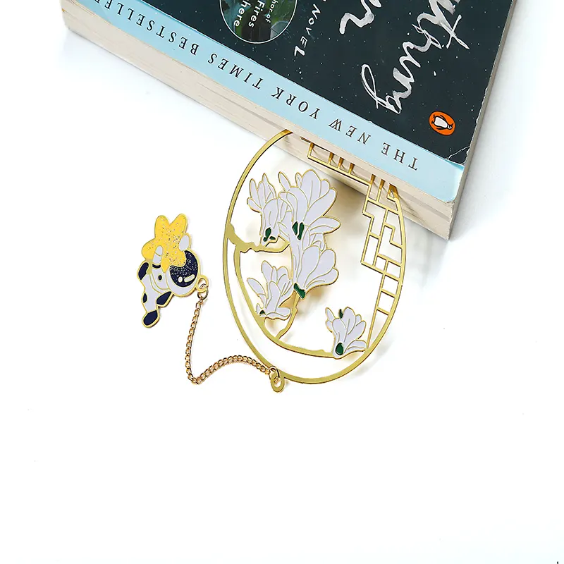 Round Paint Stainless Steel Etching Hollow Plated Metal Pendant Bookmark