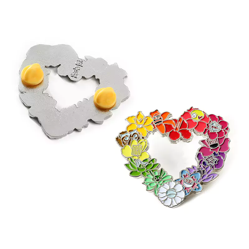 Wreath Shaped Enamel Hollowed Out Badge Pin
