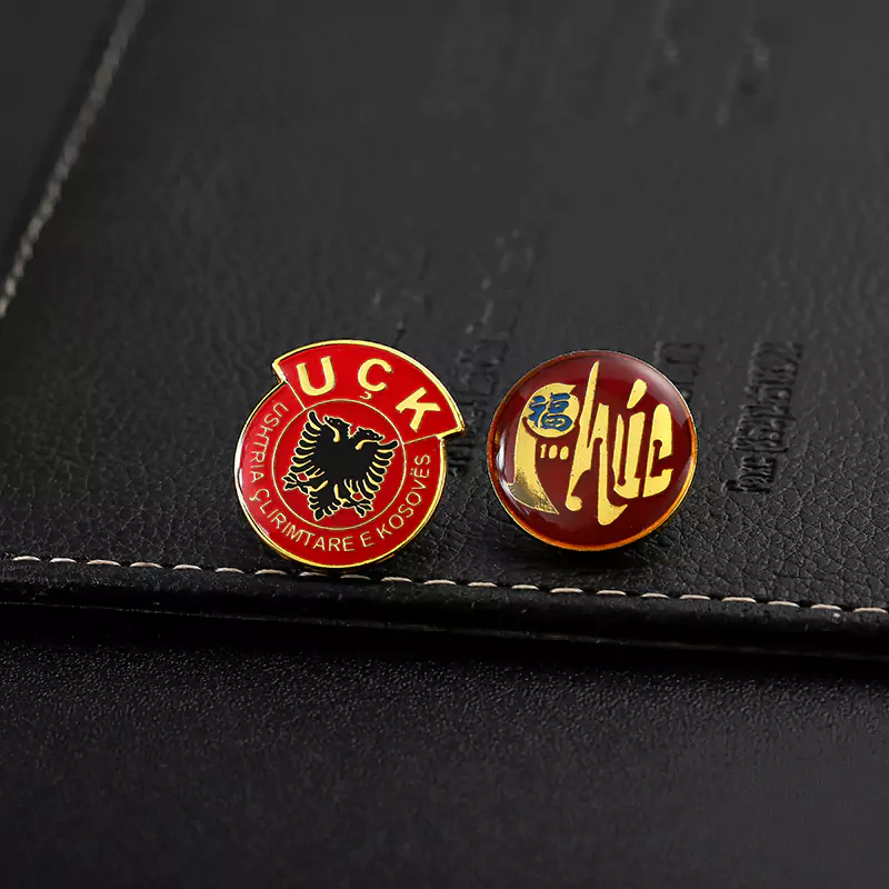cool designs for name tags