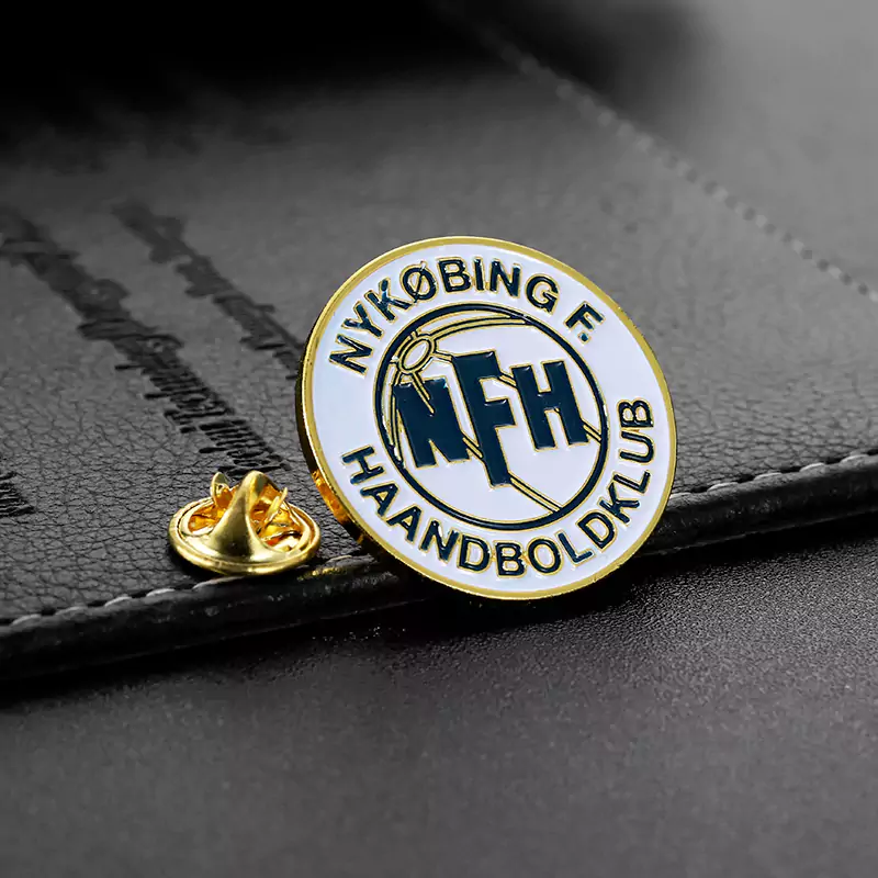 club name tags