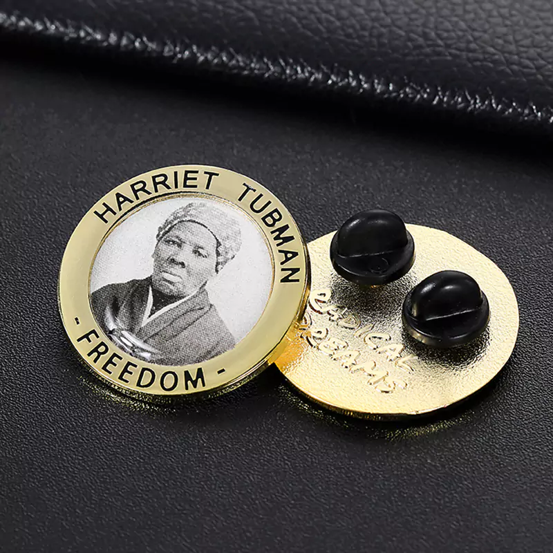 UV Printed Badge With Rubber Cap