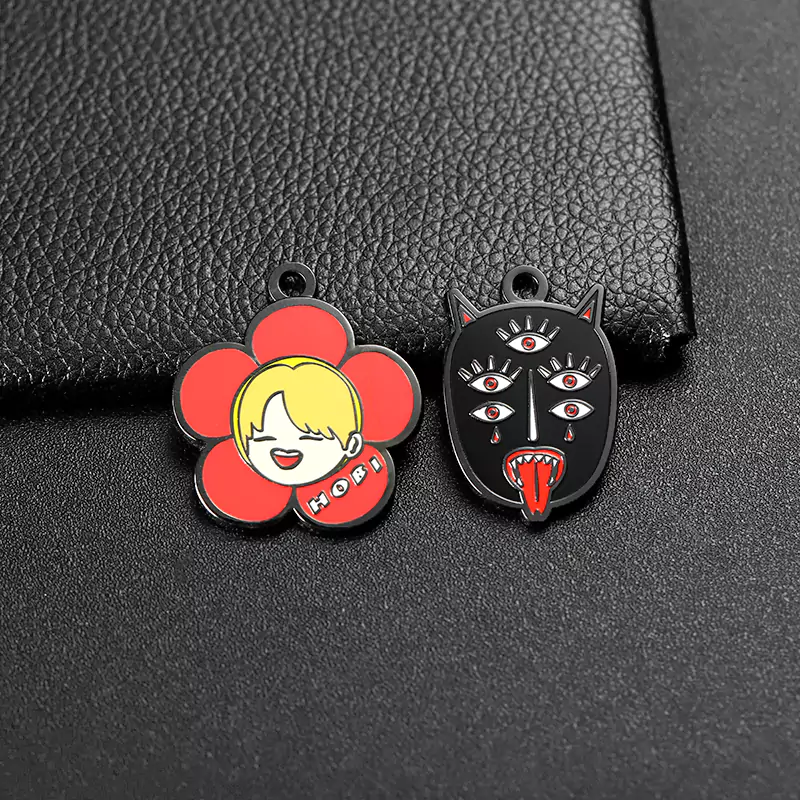 Hard Enamel Ghost Face And Flower Combination Pendant/Charm