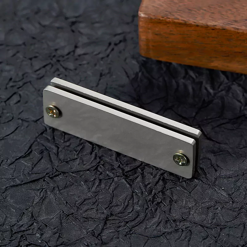 5101-9-metal tag