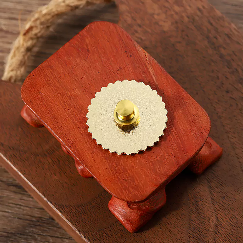 5701-7-Gear edge hard enamel logo clip with velvet cloth box