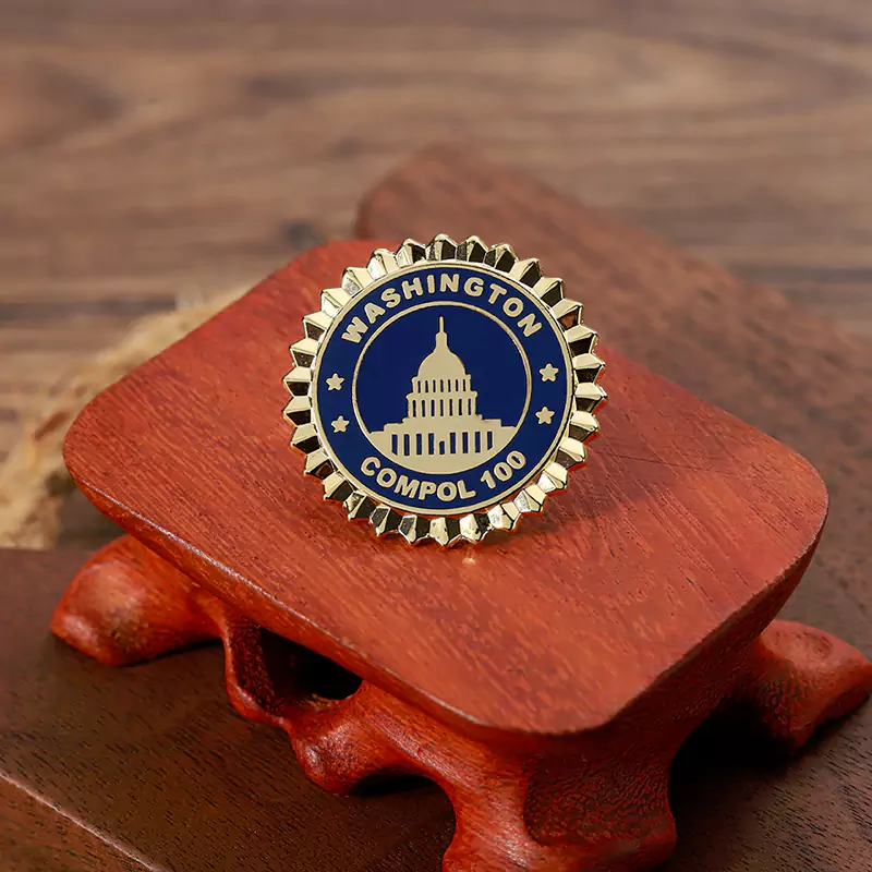 5701-8-Gear edge hard enamel logo clip with velvet cloth box