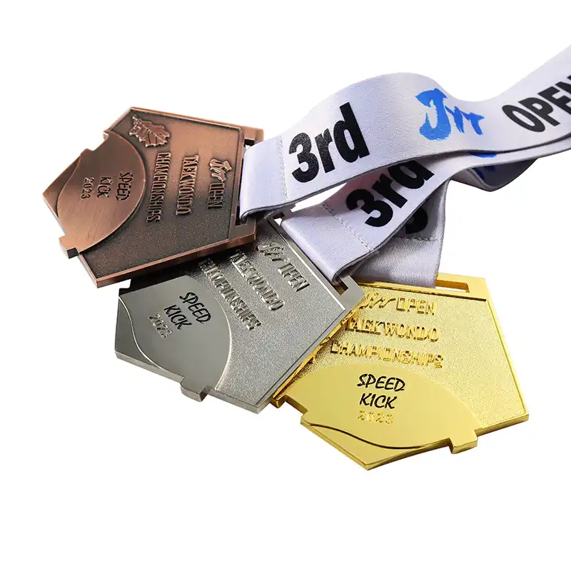 1045-3-Taekwondo Side Kick Medal