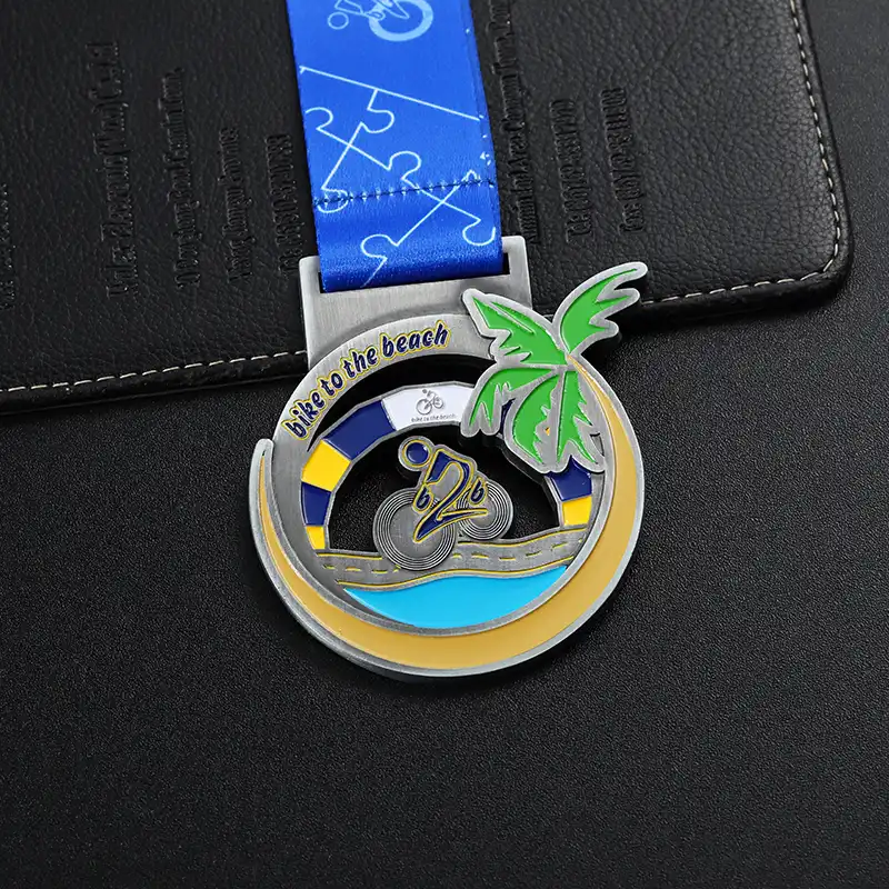 1085-5-Bicycle and Beach Commemorative Medal