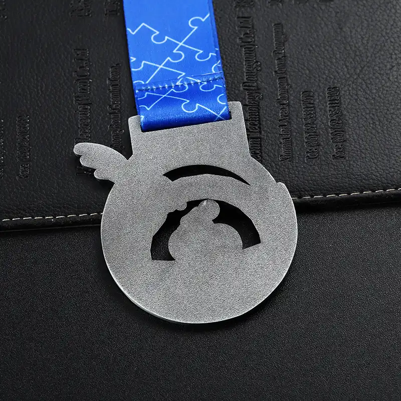 1085-7-Bicycle and Beach Commemorative Medal