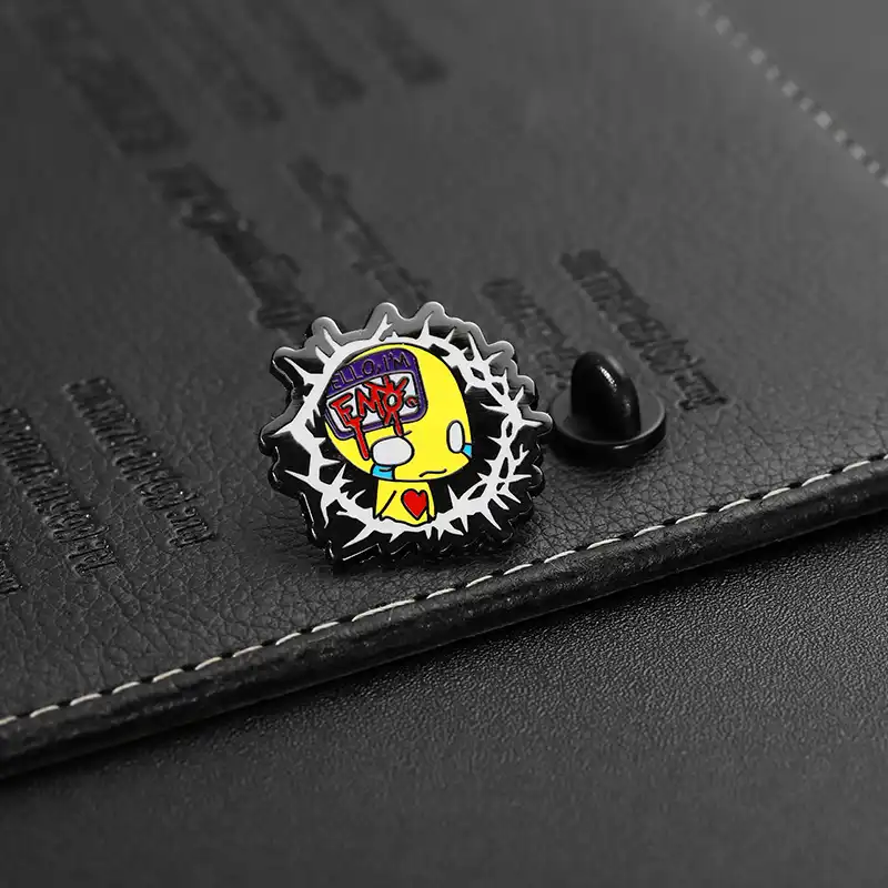 1511-7-Yellow Little Weeping Badge