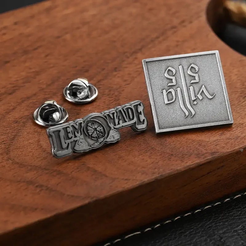 1910-7-Factory Batch Stamping Metal Custom Pins