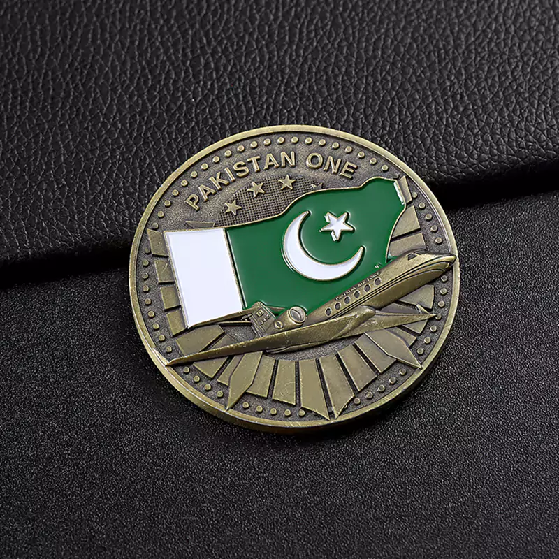 2515-7-Pakistani Air Force Armed 3D Painted Challenge Coin