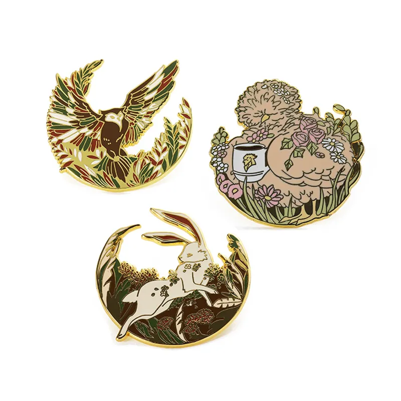 1705-1-Exquisite gilded animal badges