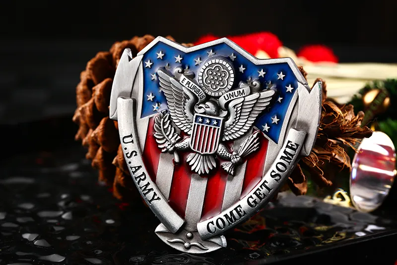 5653-4-United States Military Commemorative Shield-shaped Insignia