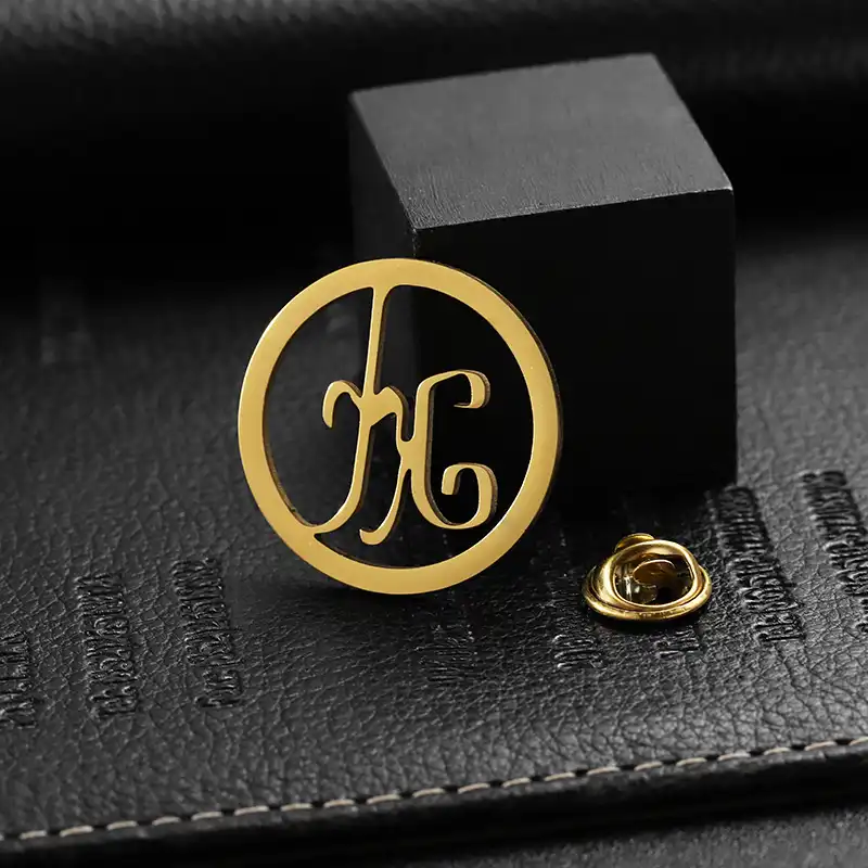 1666-5-Circular Gold Stainless Steel Hollow Badge