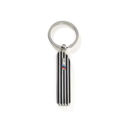 2302-4-EW-painted special-shaped keychains with paper boxes